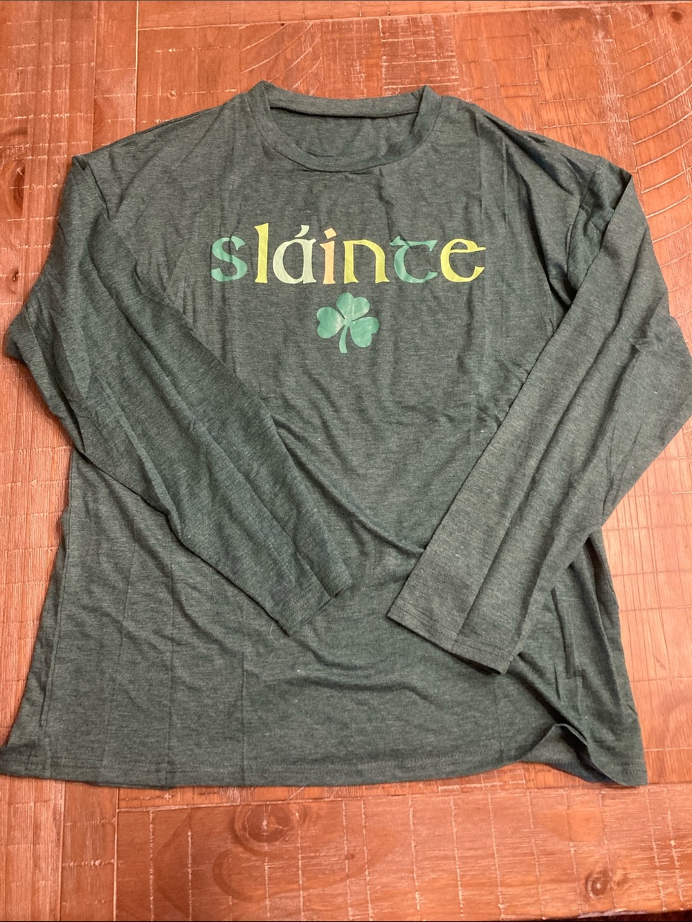 Sláinte Green Long-Sleeve Men's Shirt NWOT size L